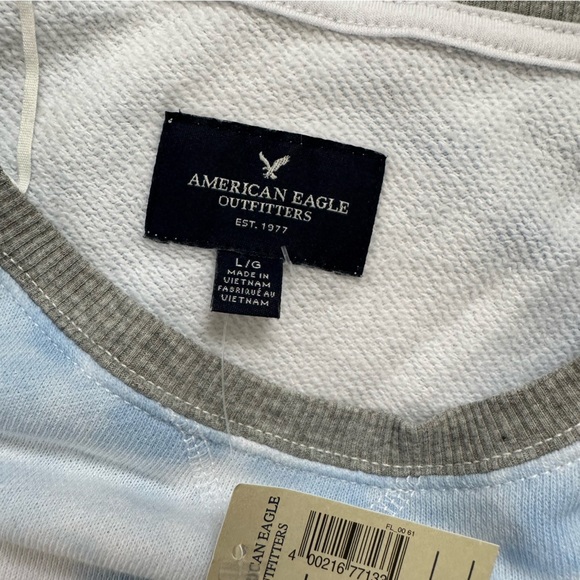 NWT American Eagle Sweatshirt - Picture 3 of 5